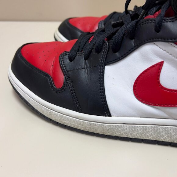 Jordan 1 Mid White Black Red (2022) Men's Size 14 - 554724-079 - Picture 4 of 8